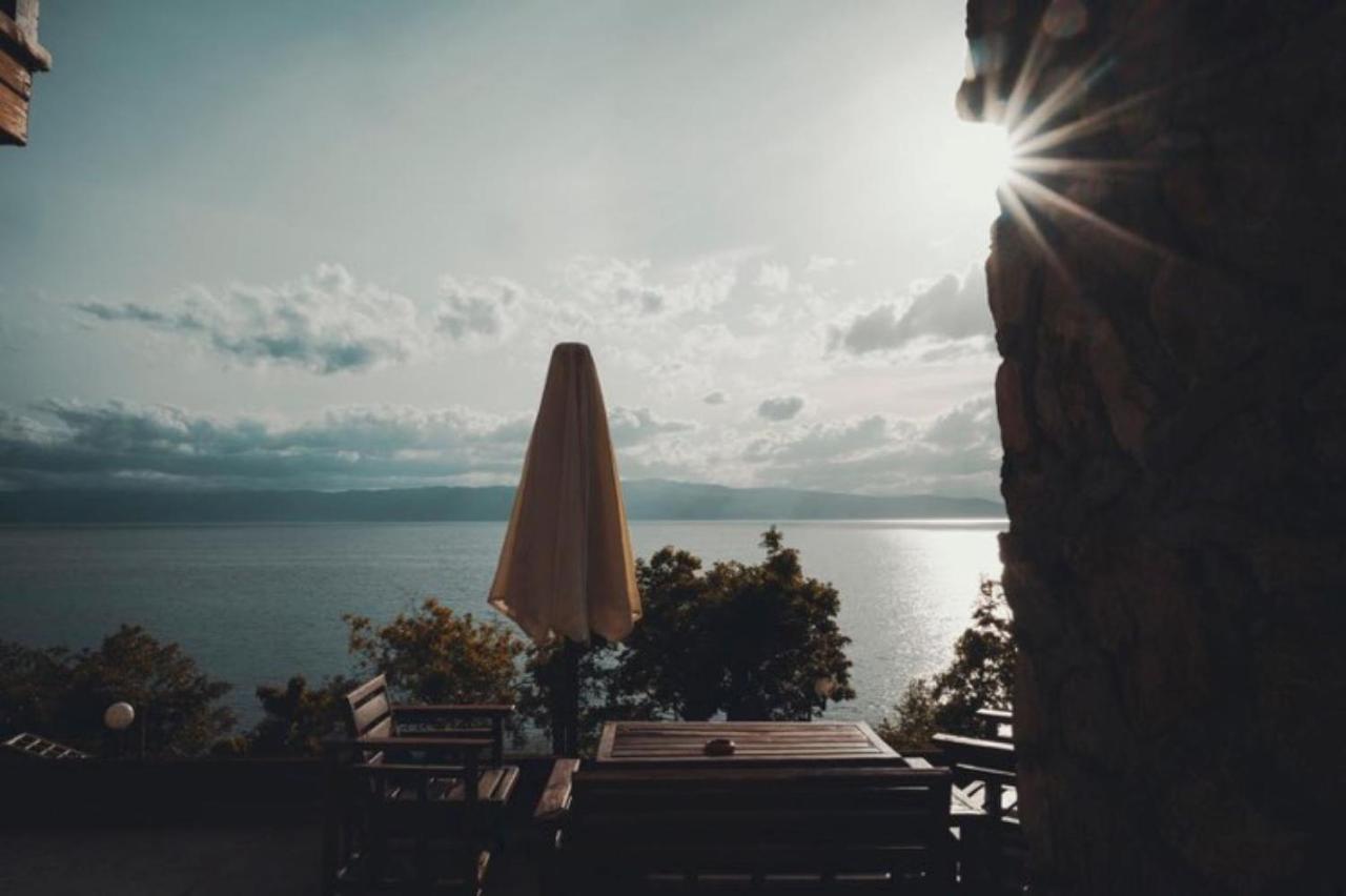 Robinson Sunset Guest House Lagadin Ngoại thất bức ảnh