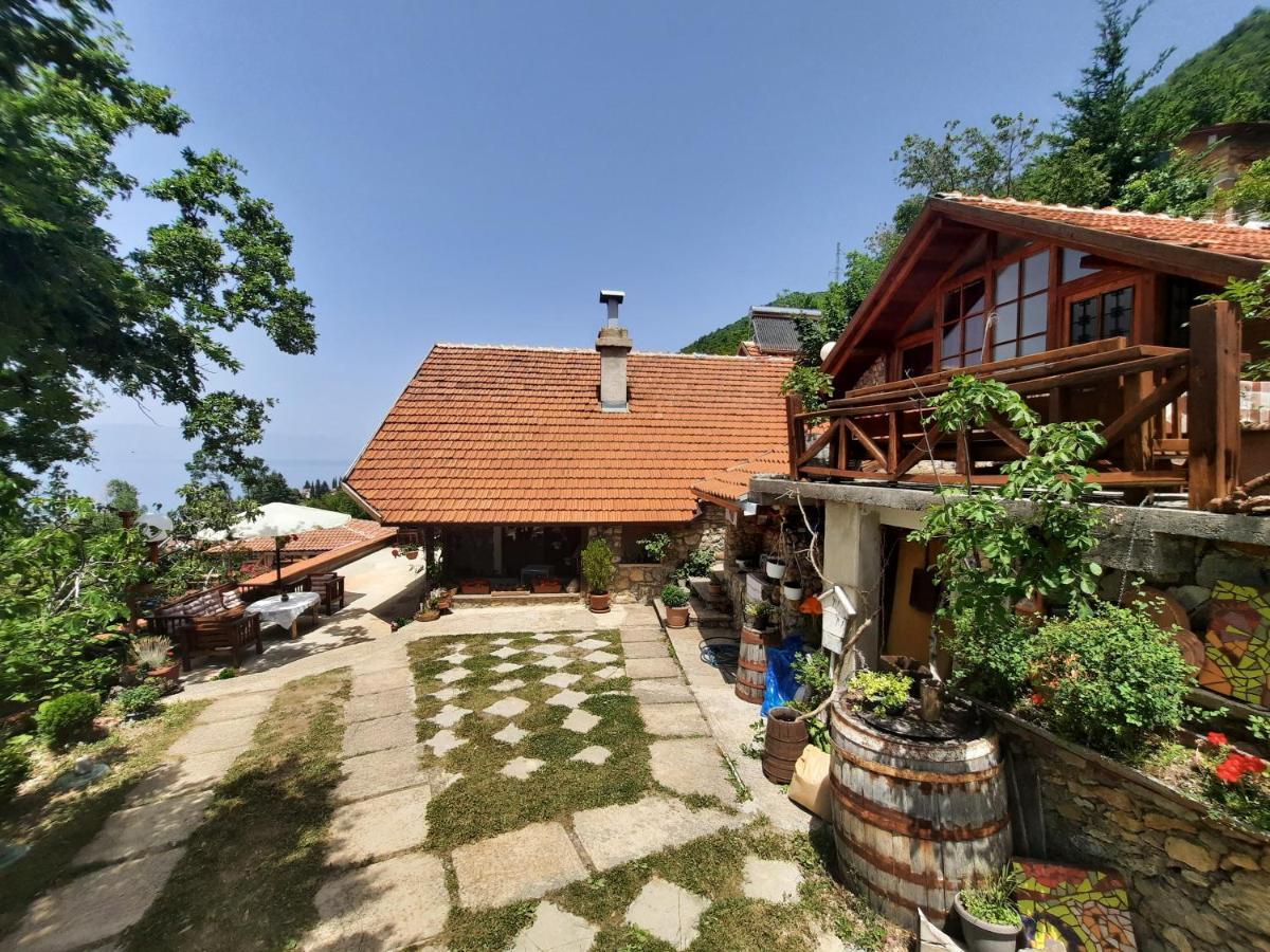 Robinson Sunset Guest House Lagadin Ngoại thất bức ảnh
