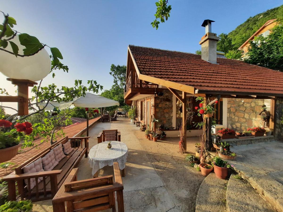 Robinson Sunset Guest House Lagadin Ngoại thất bức ảnh