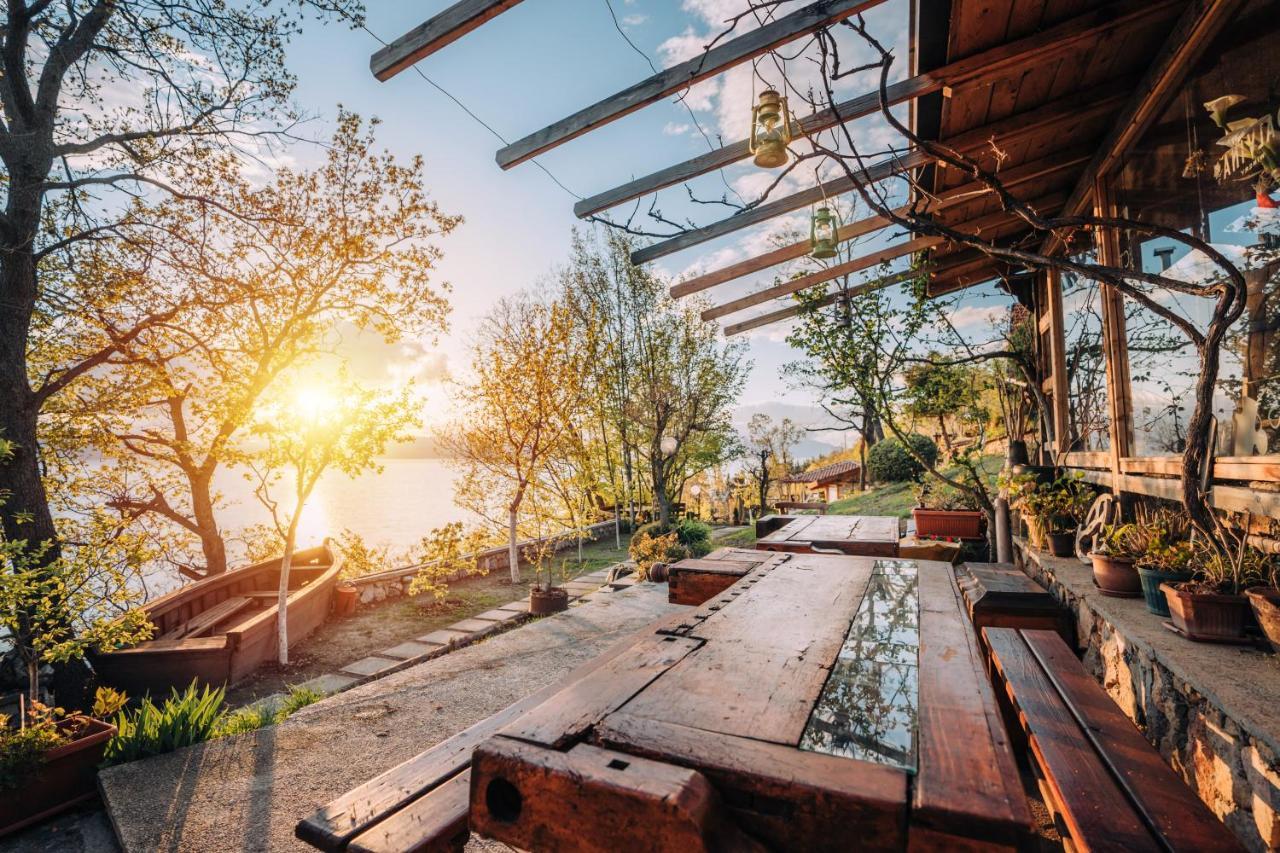 Robinson Sunset Guest House Lagadin Ngoại thất bức ảnh